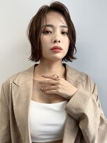 ヴェイン 渋谷(vain)&nbsp;★くびレイヤー黒髪エモージュ小顔レイヤーロンググレーベージュ