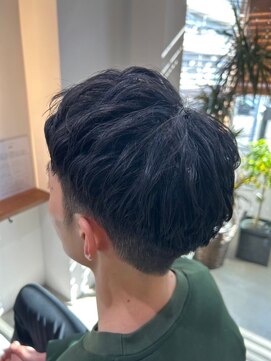 イコール(EquAll) 【ショートマッシュスタイル】