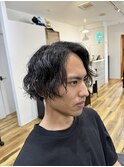 大人な濡れ感×縦落ち緩めツイストスパイラルパーマ