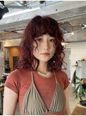 ミディアムヘアのくるくるパーマ/コーラル【KEI】
