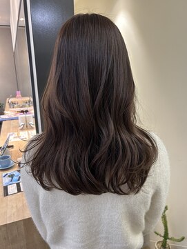 ハブ(hub) 【天神今泉】チョコレートベージュ