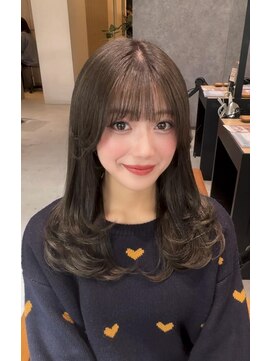 アリーズ(ALLYS) 大人気レイヤーカット×オリーブカラー♪