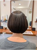 モカムースカラー×ツヤ感ボブ