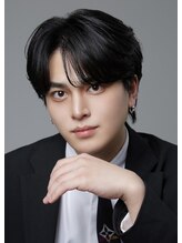 アクシー ヘアーアンドメイク(AXY HAIR&MAKE) フェザーパーマニュアンスパーマブルーブラック韓国マッシュ新宿
