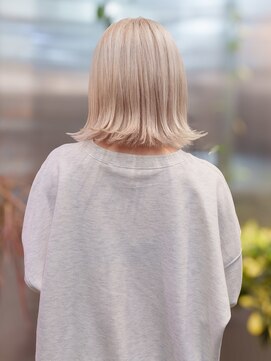 ミルクティーブロンド