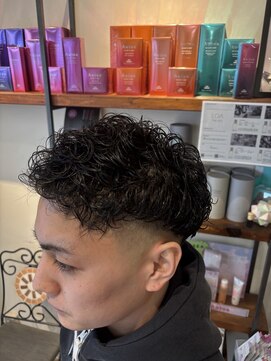 ローグ(Logue) 海外風 スペインカール