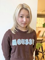 ルッツ(Lutz. hair design)&nbsp;4/15 ハッシュカット　ブロンド　レイヤーカット【千代田彩夏】