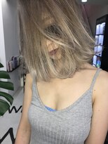 ラ キング(LA KING)&nbsp;ｂｌｏｎｄ　ｈａｉｒ