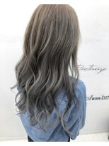 ヴィトゥレイ(Betray) Betray back shot catalog