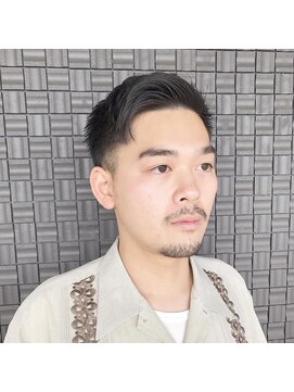 ルシード スタイル レクラ 栄生店(L'UCIDO STYLE L'eclat) 伸ばしかけフェードカット