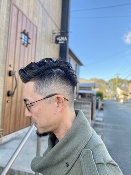 ヴェナ(VeNA) メンズパーマスタイル