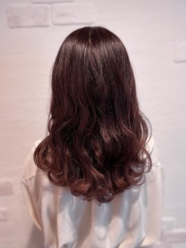 ワンバイワン 東十条店(1×1 one by one) ふんわり毛先のレッドマロン