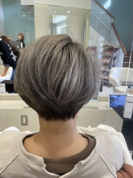 アヴァンス 深井店(AVANCE.) 大人シルバーグレイカラー