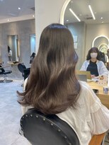 大人かわいい＊アッシュベージュ＊美髪【ZinaCENTRAL】