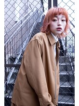 VOGUEのデザインカラー：最新デザイン技術で個性的なカラー。［小牧/髪質改善/髪質改善カラー/ブリーチ］