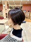 ショートボブ