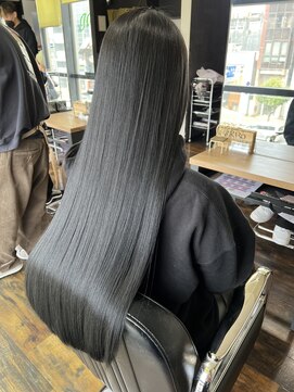 ガルボ ヘアー(garbo hair) 髪質改善オイルストレート　ブルーブラック　ストレート