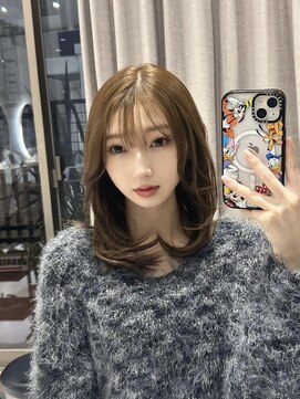 ジーナ 福岡天神(Zina) 韓国風レイヤーカット/ミディアムレイヤー/天神大名