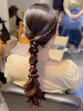 フォーエス(4S) タイト編み下ろし　～結婚式お呼ばれヘアアレンジ～