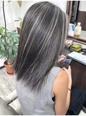 ハイライト切りっぱなし韓国風グレージュイルミナカラー堺東
