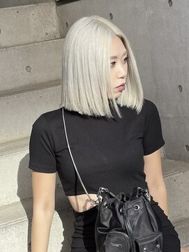 ピークアブー アヴェダ アトレ恵比寿(PEEK-A-BOO AVEDA) ブロンドボブ