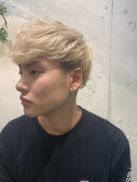 エル(EL by green) 【MITSU】ラウンドショートレイヤー×ホワイトベージュ