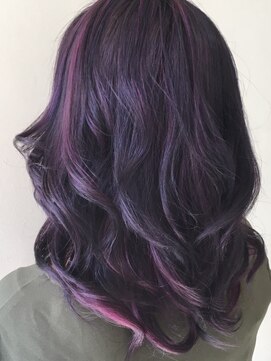 ビートヘアー 彦根イオンタウン店(BEET HAIR) バイオレット×ピンクカラー【BEET イオンタウン彦根店】