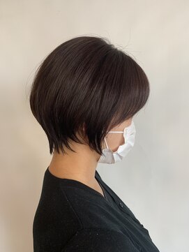 ブロッサム 若葉店(Blossom) 丸みショートボブ10代20代30代40代