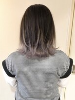 コマド(Comado)&nbsp;【冬スタイル★Check★】ほんのりパープル×裾カラー×外ハネ