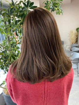 フラッグヘア 新宮店(Flag HAIR) 冬カラー　イルミナカラー　ロング　ベージュ