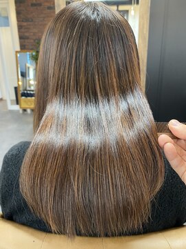 ベレッタ 枚方店(veretta.) 感動ストレート/30代/40代/50代　担当：小林/縮毛矯正/ツヤ髪