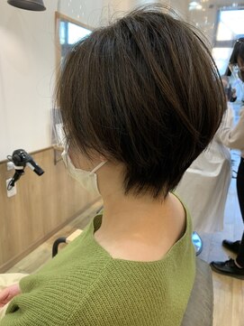 フラワー(flower) ショートカット(岡田5)