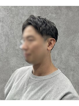 フイ 新宿3丁目(Hui) ハイトーンカラー/マッシュパーマ/アースカラー/men's/