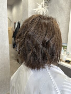 アロンヘア(A.ron hair) スモーキーボブ