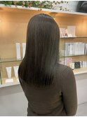 赤味出にくいオリーブグレージュ×ミディアム