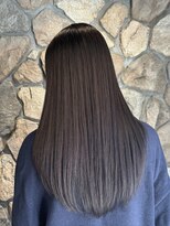 ラック(LUCK)&nbsp;暗髪カラー/船橋/くすみベージュ/細めハイライト