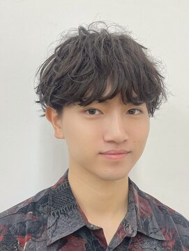 アトリエノエラ(Atelier Noella) ラウンドマッシュ×ラフパーマ【高田】