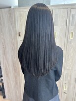 セイドット リー(Say. Ree)&nbsp;Say.ロングレイヤーブルーカラー地毛風ストレート黒髪表参道青山