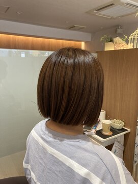 エル バイ ファースト(L by first) 【L by first】毛量を抑えたミニマムボブ