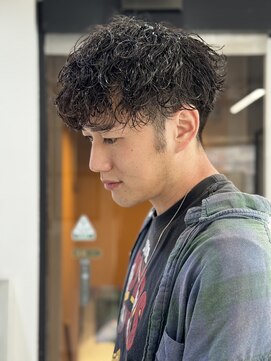 ソルバイジゼル(sol by gisele) 【10代～20代おすすめ】無造作波巻きパーマ