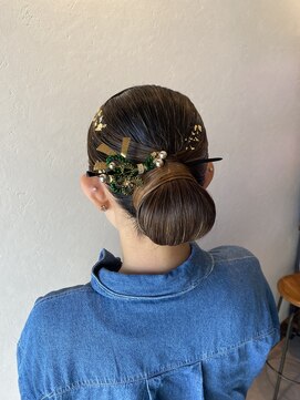 シモン(SIMON) タイトシニヨン/半田/知多/半田美容室/知多美容室