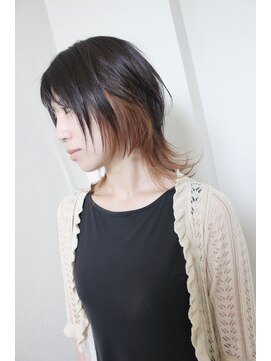 ビアージュ(Viage) :ボブウルフ　:レイヤー　:外はね　:インナーカラー :ライトナー