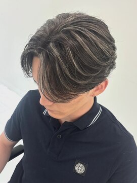 カット　ハイライト　白髪ボカシ　メッシュキャップ