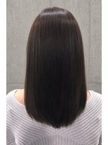 ファム 札幌大通(fam)&nbsp;30代40代★ツヤ感ストレート◎さら艶ストレートセミディ