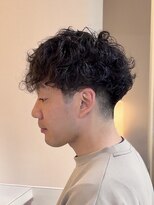 グラーツィェドゥーエ(GRAZIE due)&nbsp;大人メンズパーマ/メンズショート/フェード/刈り上げ