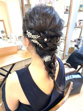 ロカット サロン(Roquat Salon) ロングあみおろしアレンジ【ヘアアレンジ　立川/立川南/八王子】