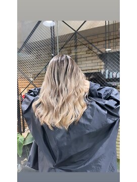 ラフ(LAFF) #黒髪#ボブルフ#ネビージュ#小顔#ワンレン