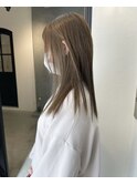 透明感オリーブグレージュ