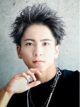 リップス 表参道店(LIPPS) 刈り上げツーブロックアップバングブリーチカラー