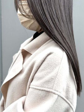 カルテット(Quartetto) 黒髪/前髪パーマ/グレーベージュ/レイヤーロング/インナーカラー